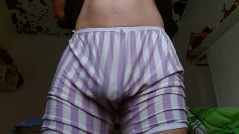 Snapshot of oxxy_jean chatting on February 5, 2026, 12:10 pm Jeannifer online show from February 5, 2026, 12:10 pm