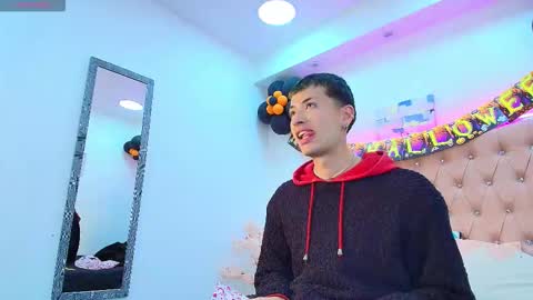 Dany Ozorio online show from November 2, 2025, 3:42 am