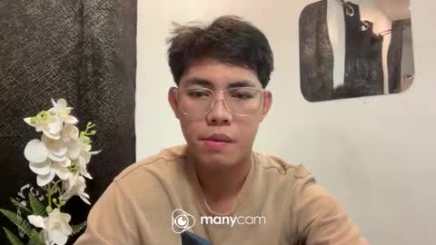 Snapshot of p1noytwink_ chatting on September 27, 2025, 6:57 pm Terrence online show from September 27, 2025, 6:57 pm