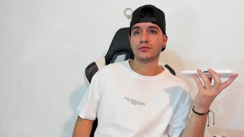 P online show from February 14, 2025, 3:05 pm