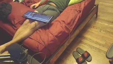 Jay M online show from November 16, 2025, 11:43 pm