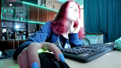 Ella online show from February 8, 2025, 8:31 am