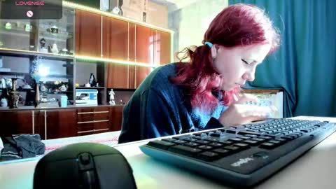 Ella online show from February 17, 2025, 6:42 am