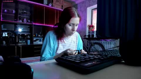 Ella online show from February 18, 2025, 12:39 pm