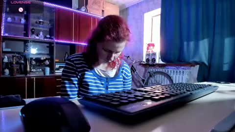 Ella online show from February 28, 2025, 12:09 pm