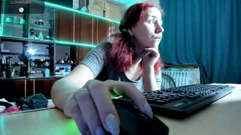 Ella online show from March 6, 2025, 7:47 am