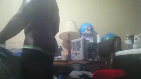 Snapshot of pabaz chatting on September 12, 2025, 10:32 pm pabaz online show from September 12, 2025, 10:32 pm