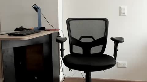 Snapshot of pablo_rincon95 chatting on December 7, 2024, 2:24 pm pablo rincon95 online show from December 7, 2024, 2:24 pm