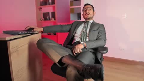 Snapshot of pablo_rincon95 chatting on January 13, 2026, 2:11 pm pablo rincon95 online show from January 13, 2026, 2:11 pm