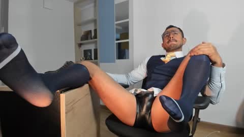 Snapshot of pablo_rincon95 chatting on March 7, 2026, 12:02 pm pablo rincon95 online show from March 7, 2026, 12:02 pm