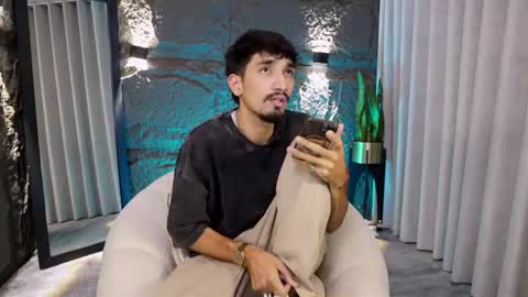 pablo online show from April 14, 2026, 9:43 pm