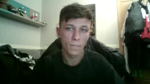 pablocod98 online show from November 13, 2025, 8:41 pm