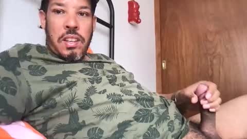 paja_n_weed online show from January 7, 2026, 8:44 pm