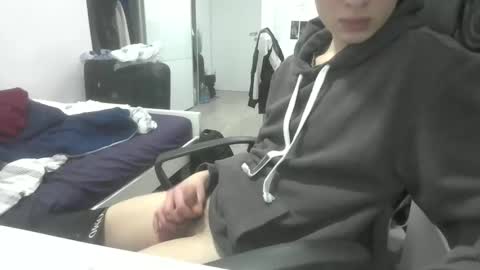 Snapshot of pajakot chatting on February 7, 2026, 2:21 pm pere online show from February 7, 2026, 2:21 pm