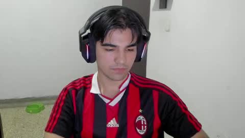 pakun_ online show from May 11, 2026, 1:44 am