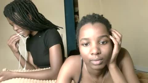 Snapshot of palashyuma chatting on October 15, 2025, 1:22 pm palashyuma online show from October 15, 2025, 1:22 pm