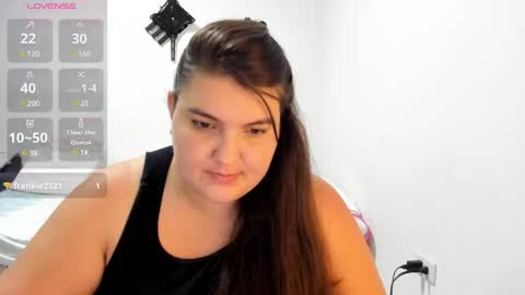 Snapshot of palmeer_miaa chatting on March 3, 2025, 1:53 am Mia online show from March 3, 2025, 1:53 am