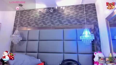 Snapshot of palmer_foster chatting on December 17, 2025, 10:05 pm Palmer online show from December 17, 2025, 10:05 pm