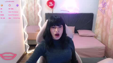 palmerfox_tay online show from February 23, 2025, 2:57 pm