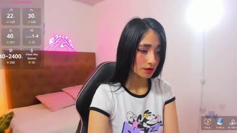 palmerfox_tay online show from December 2, 2025, 3:34 am