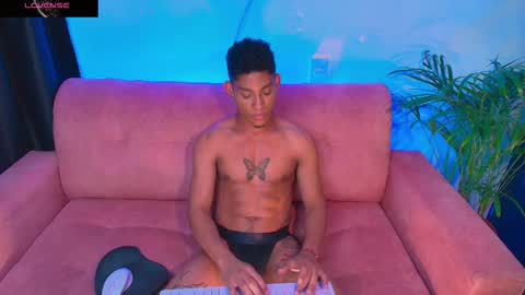 Palo Santo online show from February 9, 2026, 7:29 pm