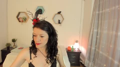 Paloma  online show from October 30, 2025, 8:09 pm