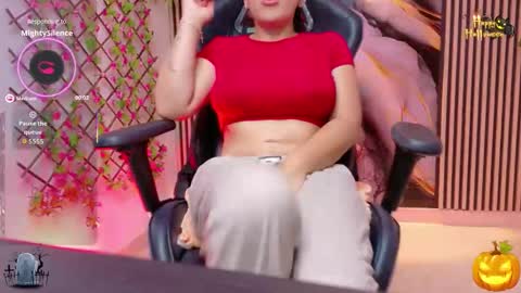 Snapshot of pam_roberts chatting on October 31, 2025, 7:26 pm Pam online show from October 31, 2025, 7:26 pm