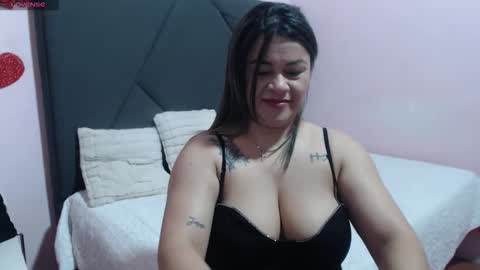 Snapshot of pamela_echeverria chatting on March 4, 2026, 11:27 am pamela_echeverria online show from March 4, 2026, 11:27 am