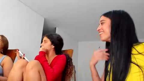 Snapshot of pamela_milleer chatting on January 17, 2025, 6:36 am pamela_milleer online show from January 17, 2025, 6:36 am