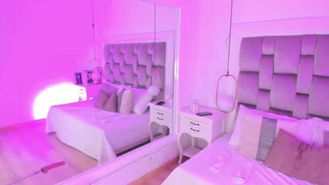  Pamela  online show from February 5, 2025, 2:51 am