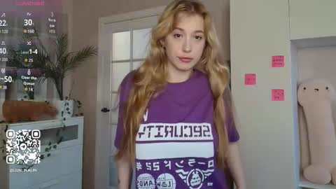 Snapshot of pampy_18 chatting on February 5, 2026, 2:16 am Lina online show from February 5, 2026, 2:16 am