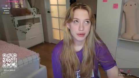 Snapshot of pampy_18 chatting on February 7, 2026, 1:42 am Lina online show from February 7, 2026, 1:42 am