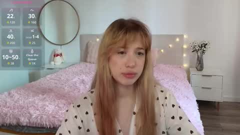 Snapshot of pampy_18 chatting on March 6, 2026, 3:25 am Lina online show from March 6, 2026, 3:25 am