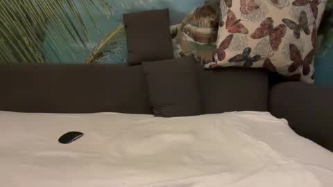 Snapshot of pan0069 chatting on December 18, 2025, 12:38 am Porn online show from December 18, 2025, 12:38 am