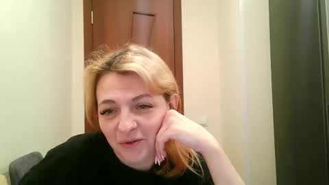 Snapshot of pandorafourelx chatting on February 10, 2026, 2:32 pm PandoraFourelx online show from February 10, 2026, 2:32 pm