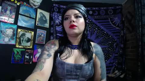 Snapshot of pandoragoddess chatting on September 19, 2025, 12:34 am       online show from September 19, 2025, 12:34 am