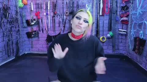 PandoraNez online show from January 12, 2025, 7:10 pm