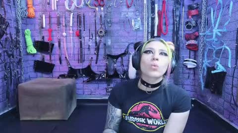 PandoraNez online show from January 27, 2025, 7:14 am