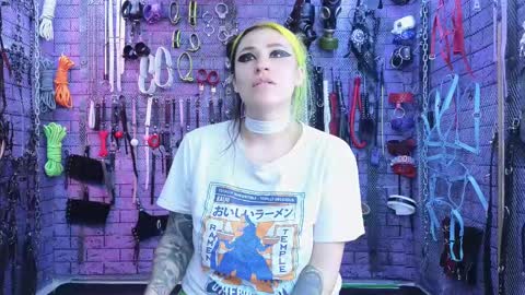 PandoraNez online show from February 20, 2025, 5:29 pm