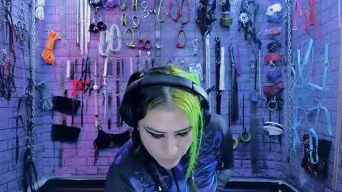 PandoraNez online show from March 3, 2025, 7:21 am