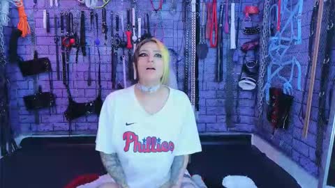 PandoraNez online show from December 2, 2025, 11:34 pm