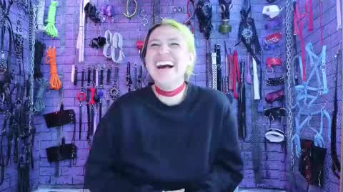 PandoraNez online show from January 12, 2026, 2:39 am