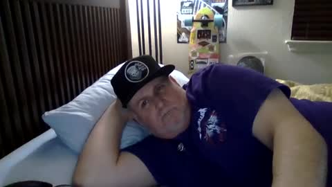 panos online show from February 25, 2025, 10:15 am