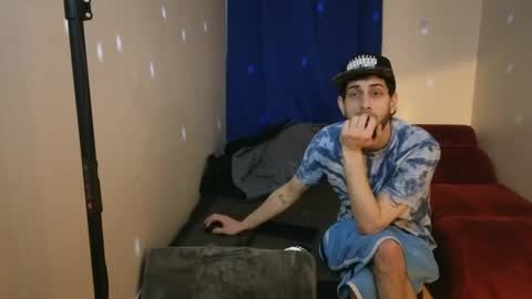 Snapshot of pantslesstraveler_plt chatting on February 18, 2025, 7:43 am PantsLessTraveler online show from February 18, 2025, 7:43 am