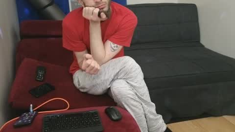 Snapshot of pantslesstraveler_plt chatting on February 19, 2025, 10:12 am PantsLessTraveler online show from February 19, 2025, 10:12 am