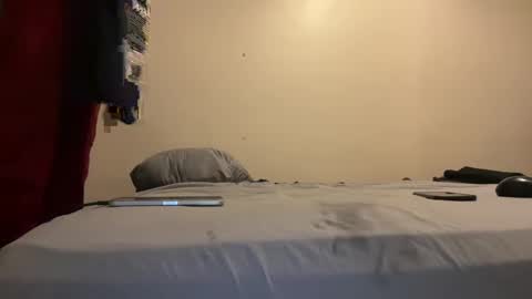 Snapshot of pantslesstraveler_plt chatting on October 22, 2025, 7:02 pm PantsLessTraveler online show from October 22, 2025, 7:02 pm