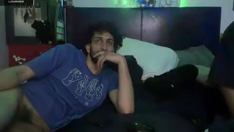 Snapshot of pantslesstraveler_plt chatting on November 17, 2025, 12:49 am PantsLessTraveler online show from November 17, 2025, 12:49 am