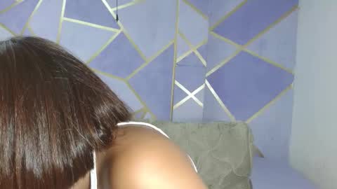 Paola Stone online show from February 7, 2026, 1:42 am