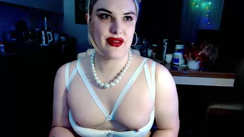 Sarina Williams online show from April 19, 2026, 1:32 pm