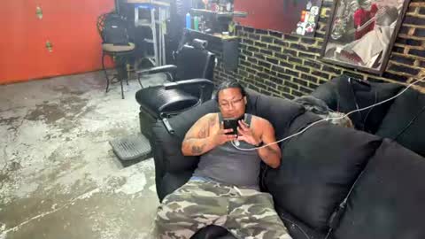 Snapshot of papi_krizz chatting on July 3, 2026, 4:52 am papi_krizz online show from July 3, 2026, 4:52 am